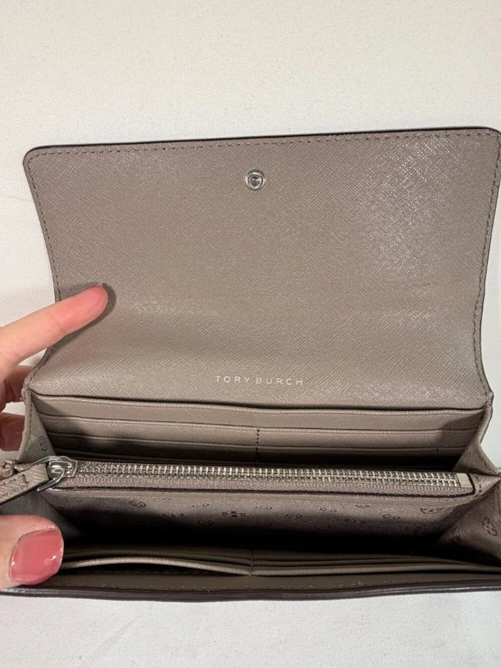 TORY BURCH York Buckle Taupe Leather Tote and Matching Wallet